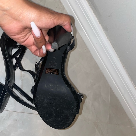 Beautiful Michael Kors heels - Picture 5 of 6